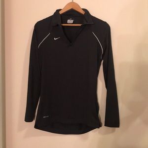 Nike- Dark grey/black running pullover